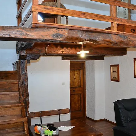 Casa rural Country House Luin Komen